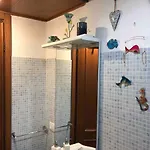 A Due Passi Dalla Storia E Dalla Movida Romana *